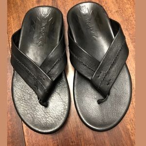 SOLD Toms Leather Senanayake sandals